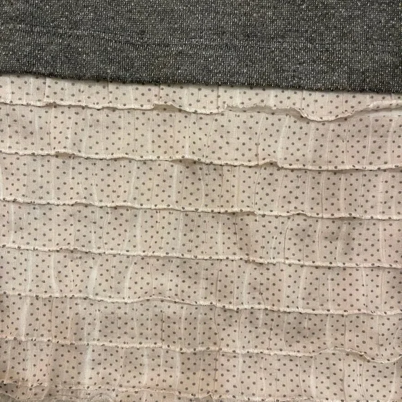 Boutique Lightweight Grey Sweatshirt with Ruffle Tiered Polka Dot Hem Medium - Picture 2 of 3